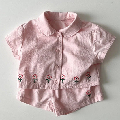 Children's floral shorts set in pink with short sleeves and matching shorts