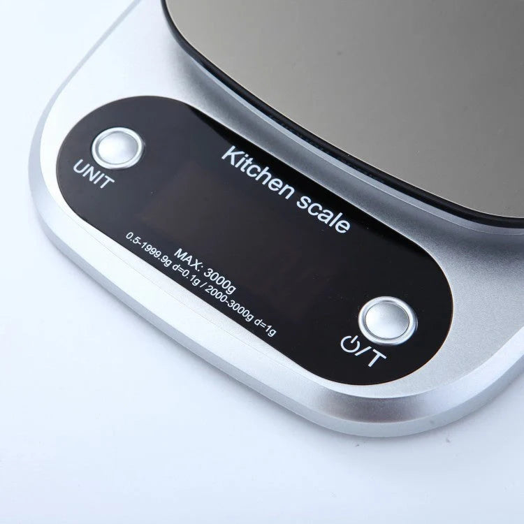 Precision kitchen scale with dual weighing modes for accurate cooking and baking