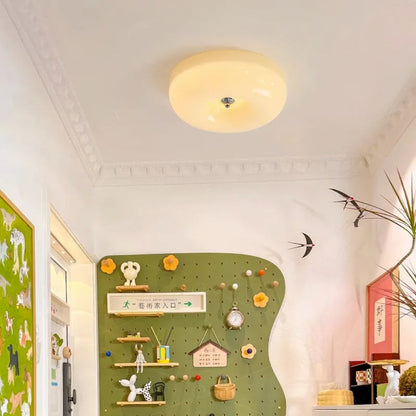 Cream style bedroom ceiling lamp with three-colour light, 30cm or 40cm diameter, American design