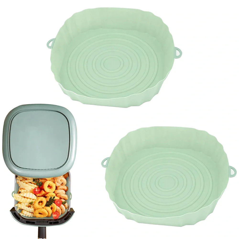 Silicone air fryer basket liner in light grey colour showing 4.5cm depth and flexible design for round air fryers