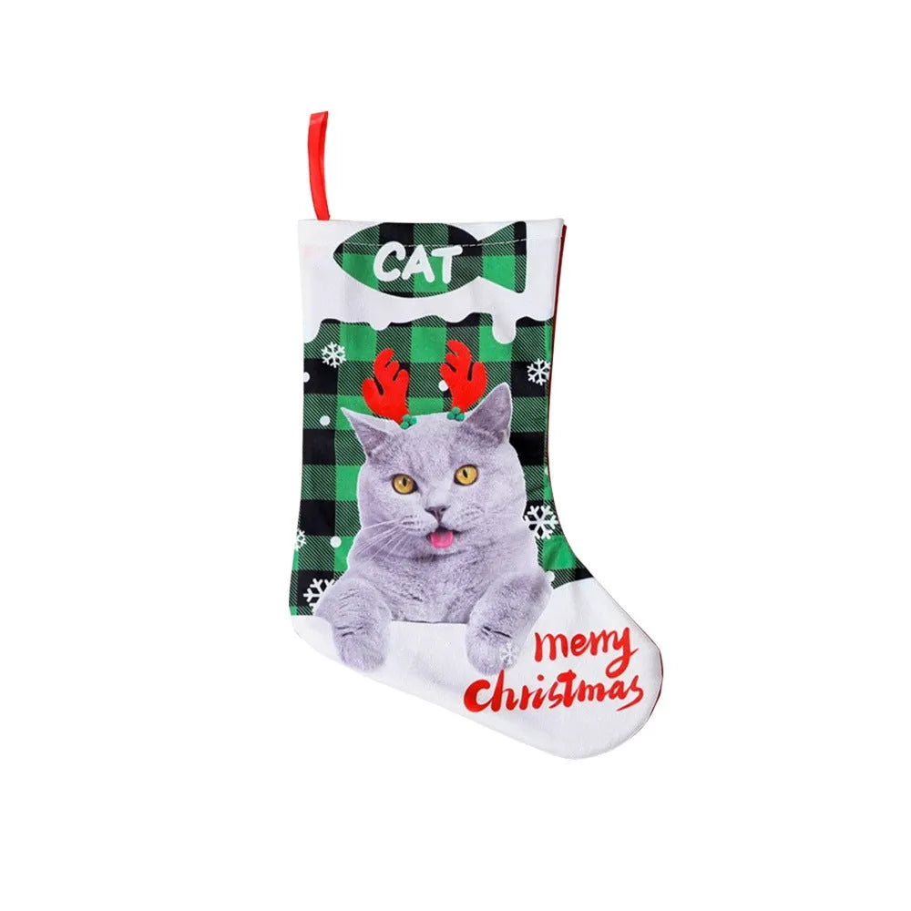 26x36cm cloth Christmas decoration with plaid pattern featuring puppy and cat motifs in six colour variations