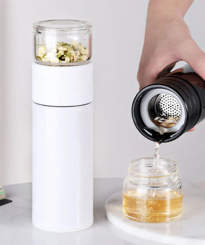 Premium insulated tumbler with digital temperature display, made of durable stainless steel, silicone, and glass materials