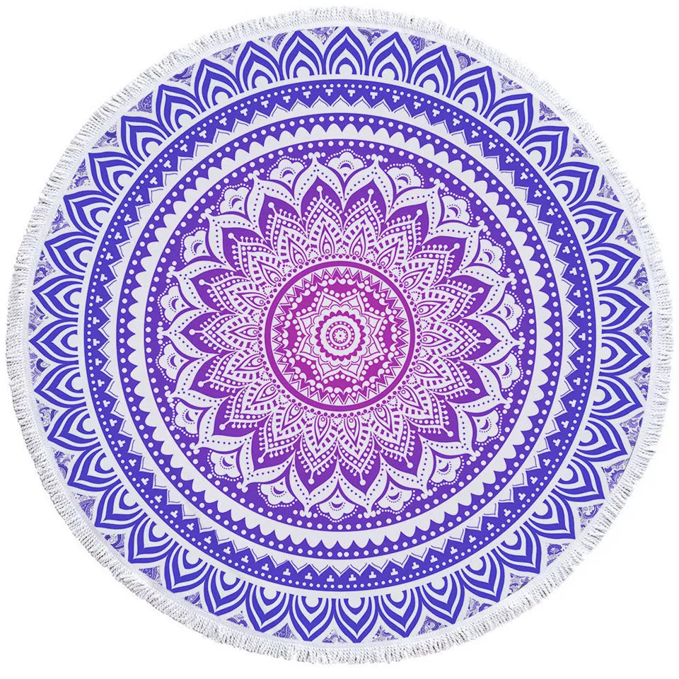 Round printed polyester towel mat for beach, yoga, and home decor with vibrant 3D patterns