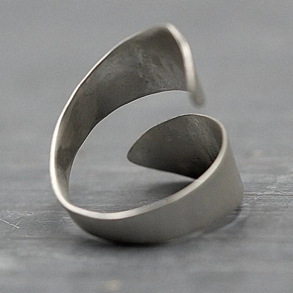Mountain forest opening adjustable ring in ancient silver, showcasing unique design and adjustable feature