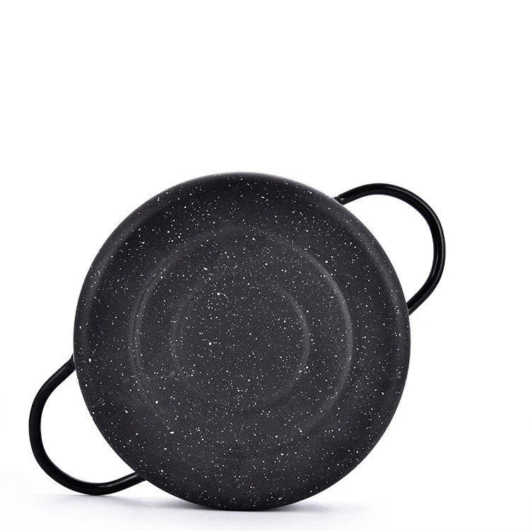 Versatile oil-saving frying pan made of high-quality iron with non-stick coating for healthier cooking