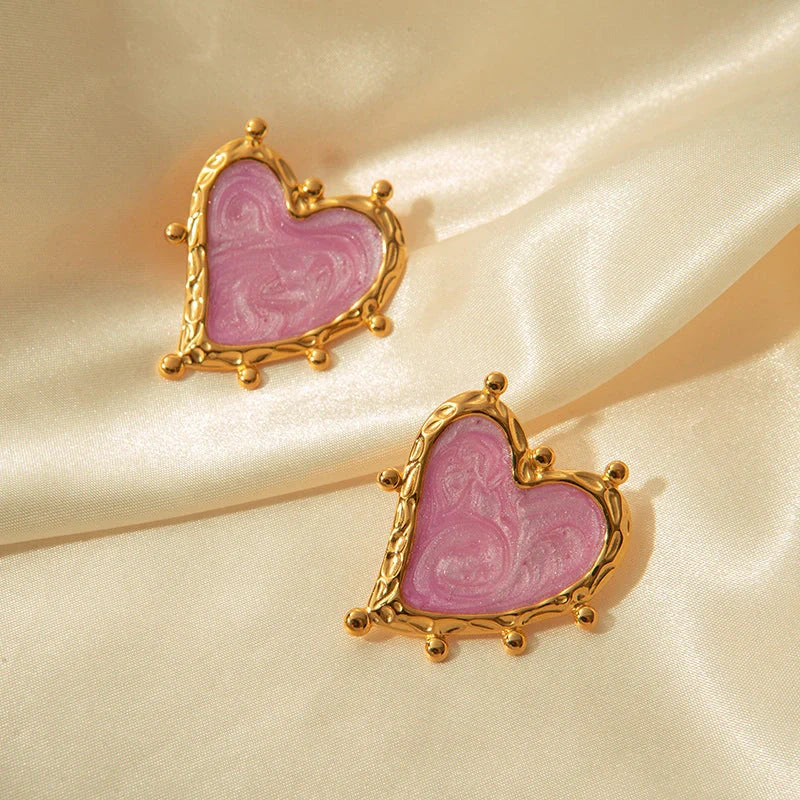 Retro Love Heart Stainless Steel Ear Studs for Women in pink