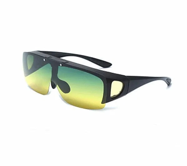 Polarised sunglasses with one-piece myopia lenses in black and grey, suitable for mountain climbing and biking activities.