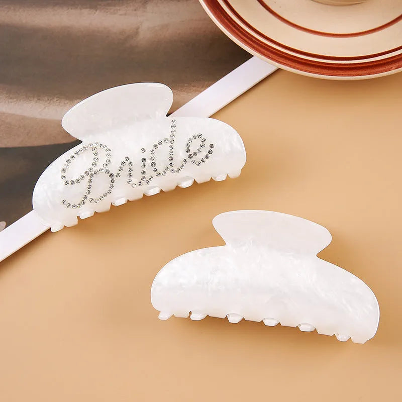 Sweet style acrylic diamond shower curtain clip barrette in pink or white.
