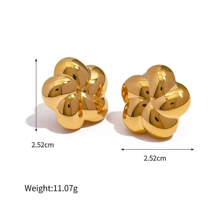 Elegant 18k gold plated stainless steel flower shaped stud earrings with a timeless design