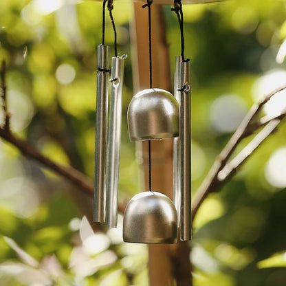 Charming resin birds wind chime for indoor and outdoor decor, featuring a beautiful array of birds that sway gracefully in the breeze.
