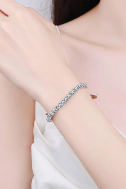Stunning moissanite bracelet with 4.9 carats of dazzling stones set in a sleek 925 sterling silver band