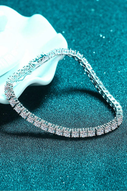 Stunning moissanite bracelet with 4.9 carats of dazzling stones set in a sleek 925 sterling silver band