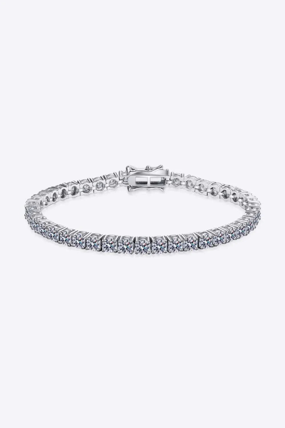 Stunning moissanite bracelet with 4.9 carats of dazzling stones set in a sleek 925 sterling silver band