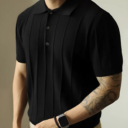 Men's loose fit solid colour T-shirt in black or white, casual polyester top