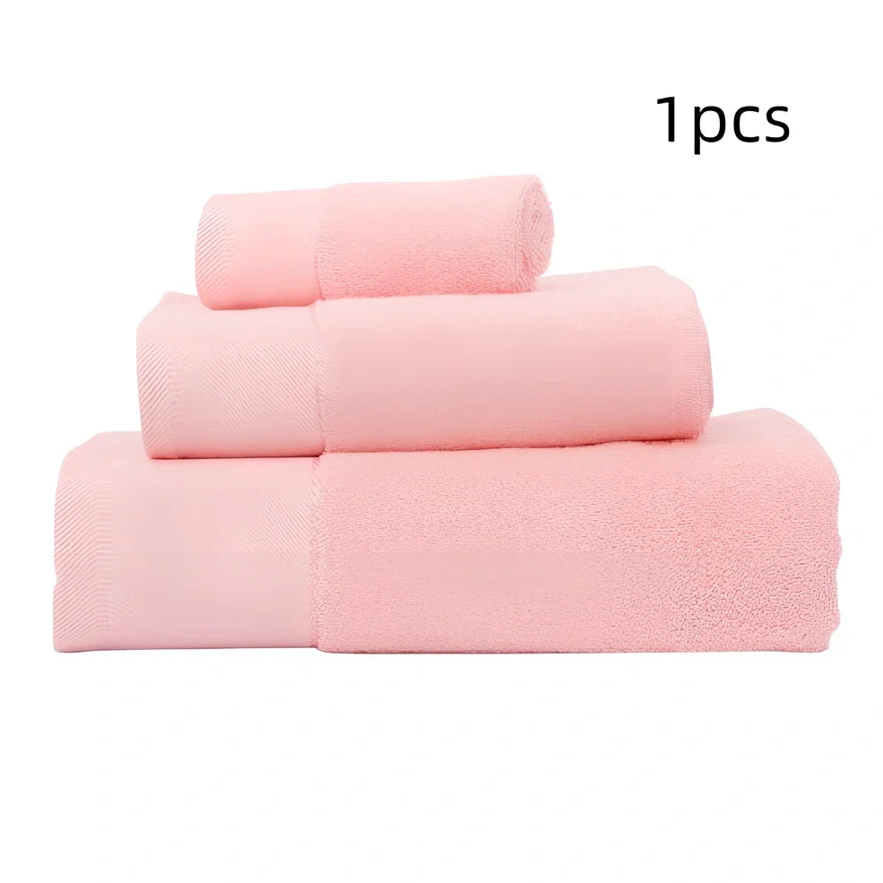 70x140cm cotton bath towel in blue with plush texture from combed yarn construction