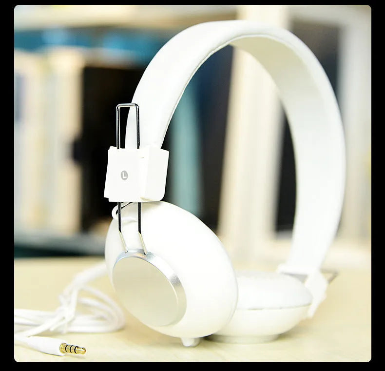 Wired head-mounted sports earphones in multiple colours with a 3.5mm plug and microphone.