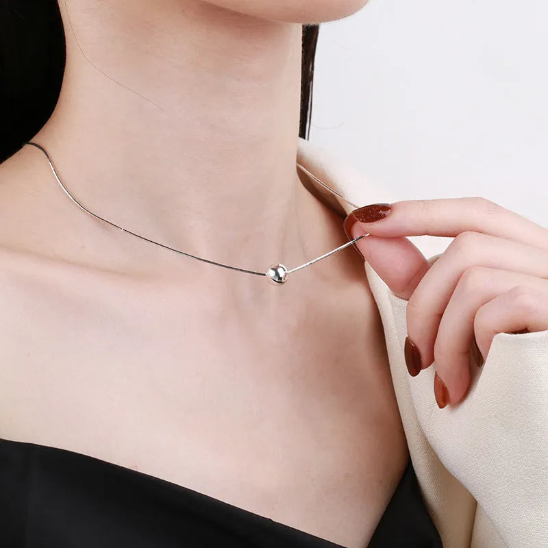 925 silver clavicle chain necklace with small balls design and round pendant