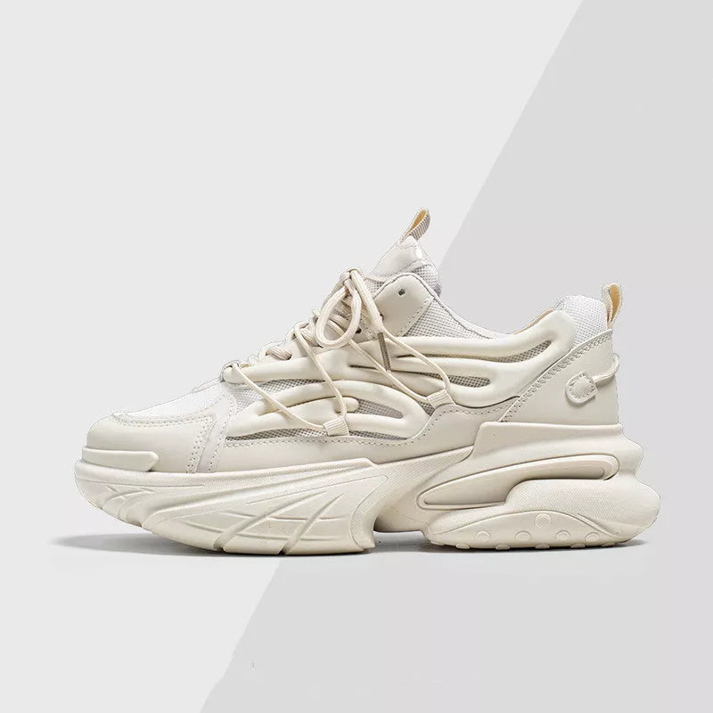 Men's breathable mesh sneakers in beige and black with rubber sole