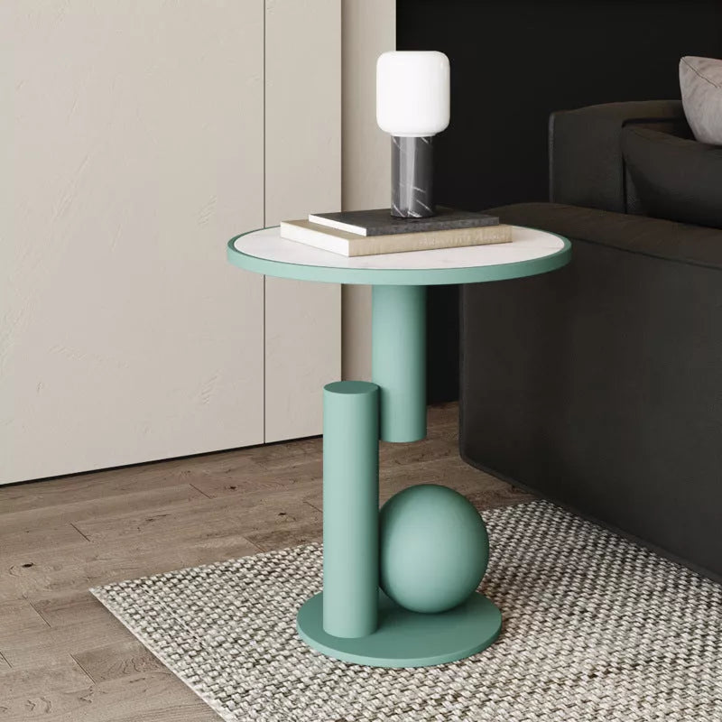 Simple iron bedside table in black, gold, green, or pink with 55cm height and 40cm desktop diameter