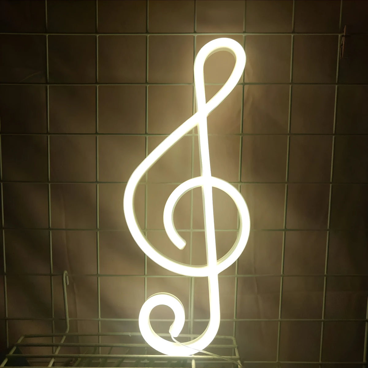 Pendant note neon bar sign decorative light in blue, pink, or warm white, PVC shell, 35 x 14 x 2.2 mm, USB powered.