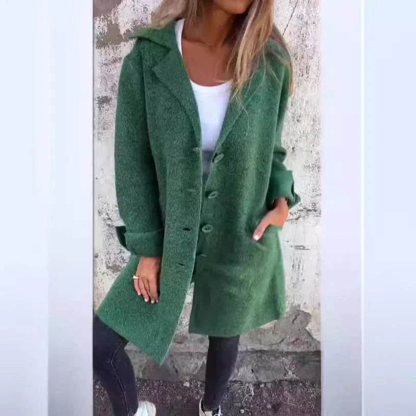 Stylish lapel cardigan with pockets in various colors, showcasing its modern design and premium materials