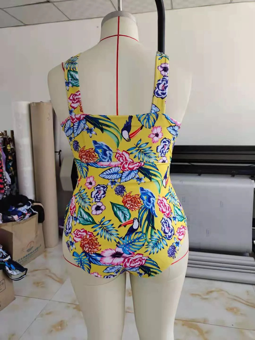 Plus size ethnic print one-piece swimsuit with high elasticity fabric