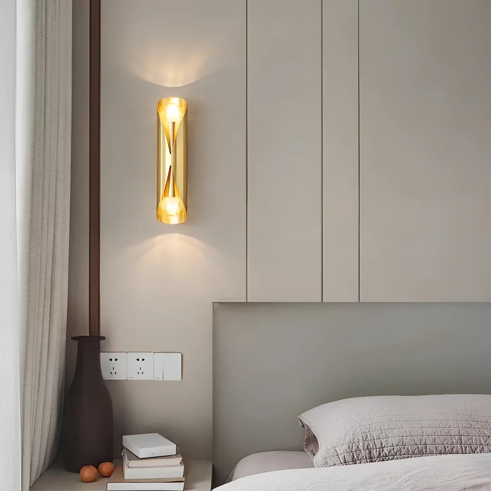 Copper wall lamp with matte black finish, 23cm × 5.5cm dimensions, warm light illumination