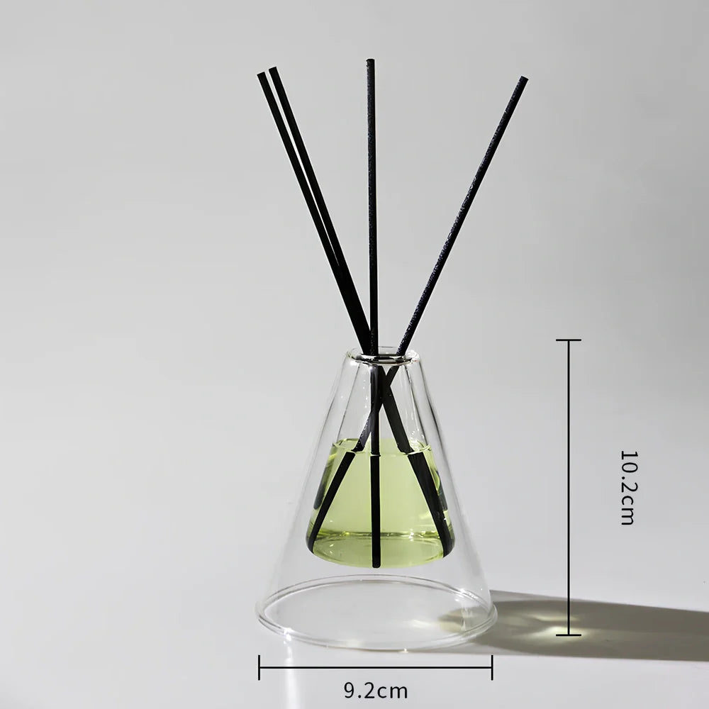 High borosilicate glass vase with double-layer construction measuring 15cm tall and 8cm wide