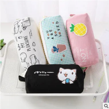 Leather pencil case, 22cm x 9.5cm x 7cm, zip closure, animal and fruit patterns, 18 colours