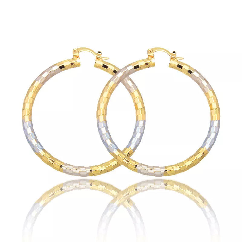 Simple Gold Women's Metal Alloy Geometric Earrings in gold and gold A colors