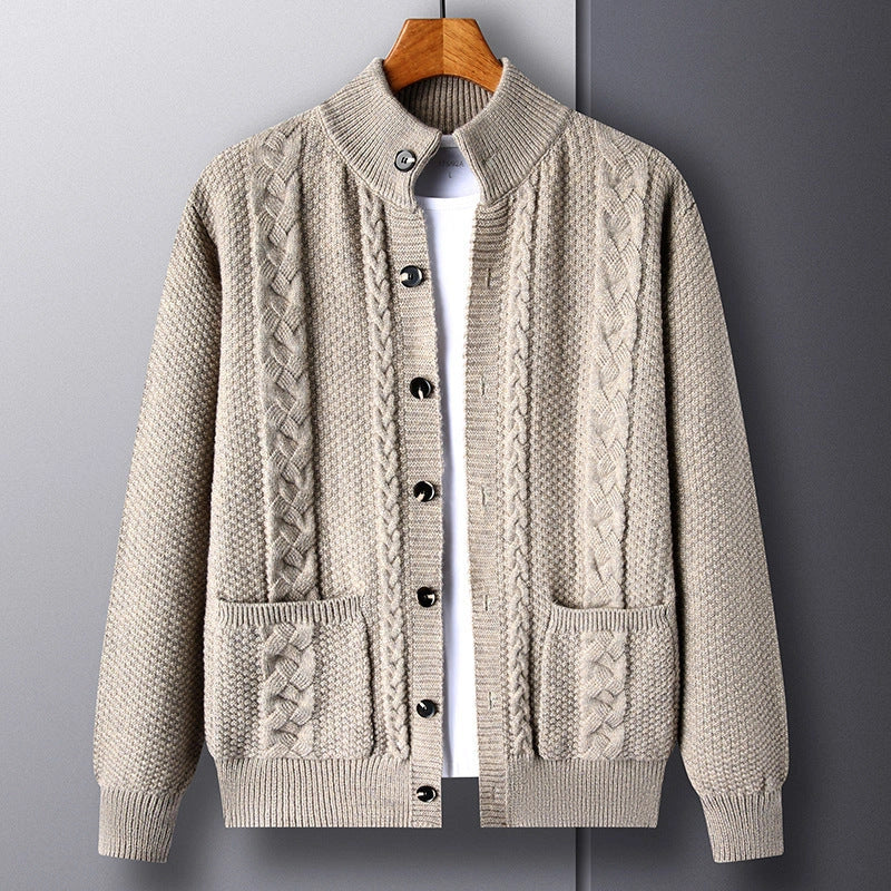 Stylish men's jacquard cardigan with pockets for a modern look