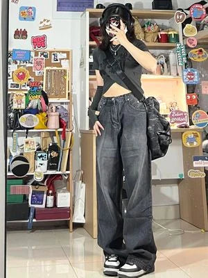 Women's high-waisted black loose straight wide-leg jeans with vintage-inspired washed finish and multiple pockets