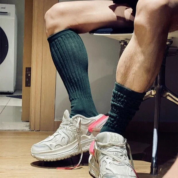 Men's high solid color breathable sweat-absorbing terry long socks in various colors