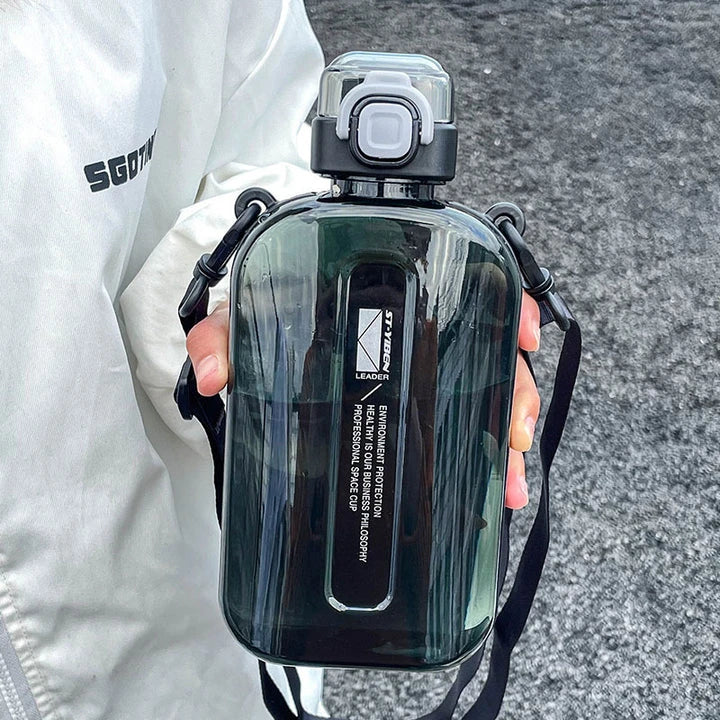 750ml Eco-Friendly Water Bottle in Light Green Color, Featuring a Durable, Leak-Proof, and Temperature-Resistant Design