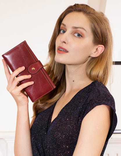 Leather Lady Antimagnetic RFID Wallet in Red - Premium Cowhide Leather, RFID Protection, Retro Style