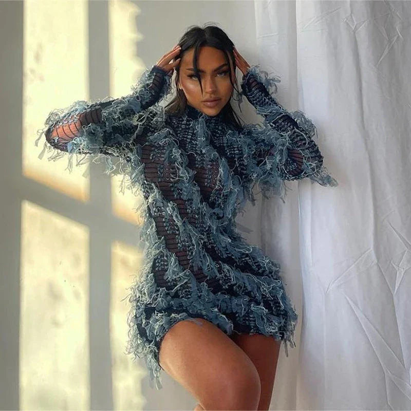 A high-waist slimming dress in various colors with stitching details, designed to flatter the figure and add personality to your style.