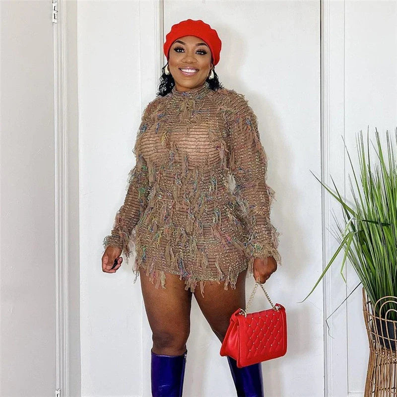 A high-waist slimming dress in various colors with stitching details, designed to flatter the figure and add personality to your style.