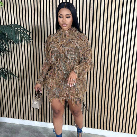 A high-waist slimming dress in various colors with stitching details, designed to flatter the figure and add personality to your style.