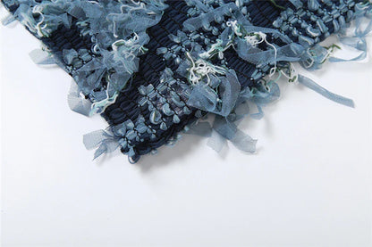 A high-waist slimming dress in various colors with stitching details, designed to flatter the figure and add personality to your style.