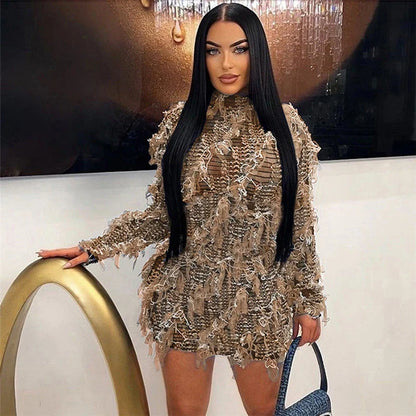 A high-waist slimming dress in various colors with stitching details, designed to flatter the figure and add personality to your style.