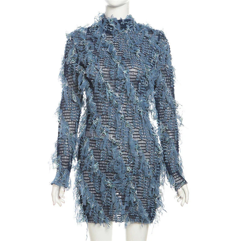 A high-waist slimming dress in various colors with stitching details, designed to flatter the figure and add personality to your style.