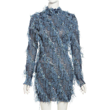 A high-waist slimming dress in various colors with stitching details, designed to flatter the figure and add personality to your style.