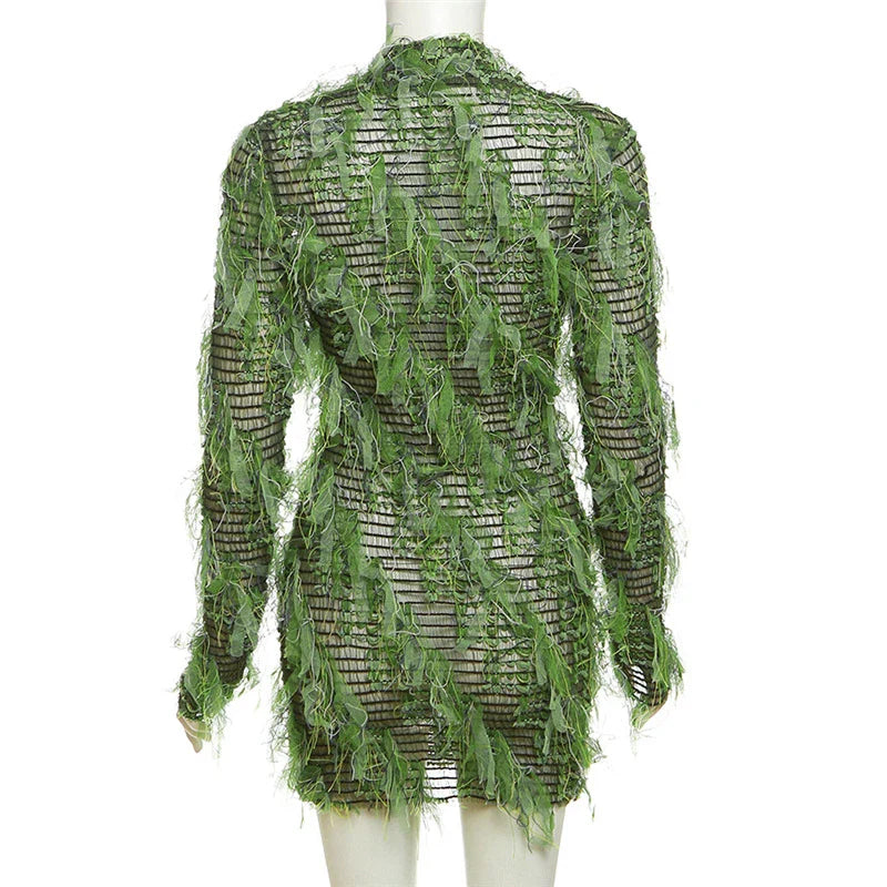 A high-waist slimming dress in various colors with stitching details, designed to flatter the figure and add personality to your style.