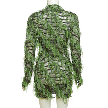 A high-waist slimming dress in various colors with stitching details, designed to flatter the figure and add personality to your style.