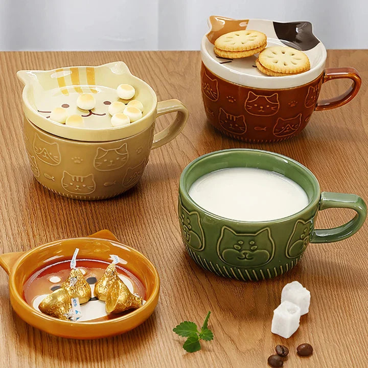 Cartoon Animal Coffee Mug with a charming cat pattern, perfect for enjoying hot beverages at home or on the go.