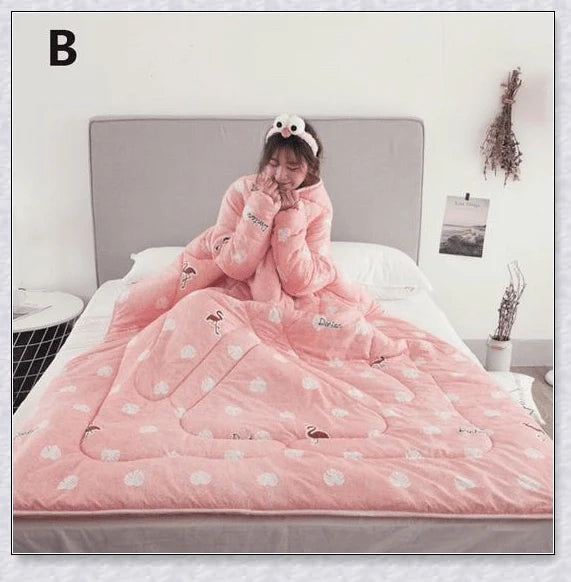 Wearable winter blanket with sleeves for cozy comfort and productivity