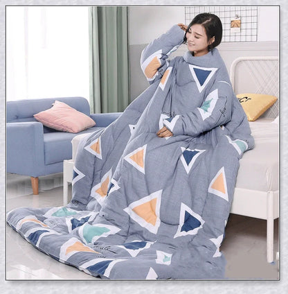 Wearable winter blanket with sleeves for cozy comfort and productivity