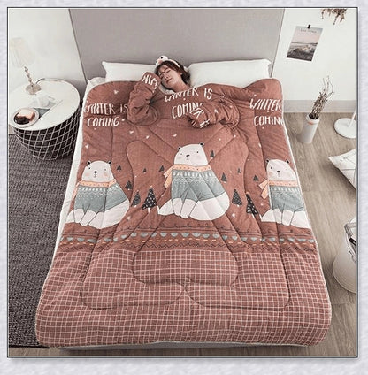 Wearable winter blanket with sleeves for cozy comfort and productivity