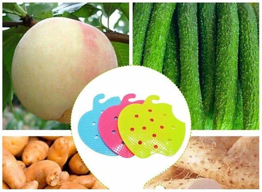 Multifunctional silicone brush for cleaning fruits and vegetables, featuring a compact, ergonomic design and premium materials for effective and gentle cleaning.