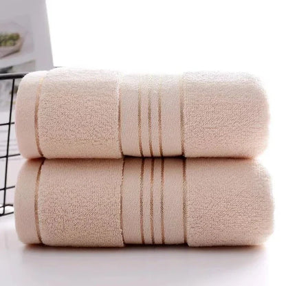 Premium combed cotton face towels with quick-dry technology for a luxurious and absorbent bathing experience.